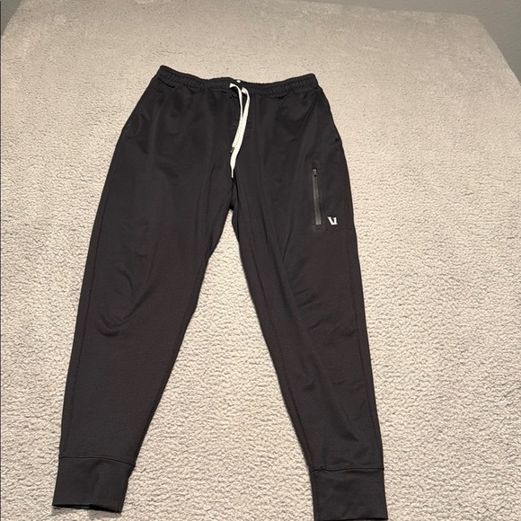 VUORI Men's Black Jogger Pants size M - Picture 1 of 6